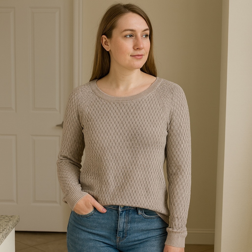 American Eagle Outfitters Women's Taupe Knit Scoop Neck Sweater